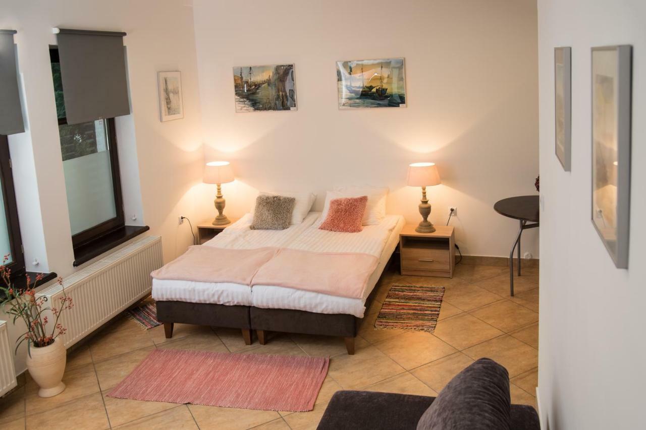 Za Raba Apartment Myslenice Bagian luar foto
